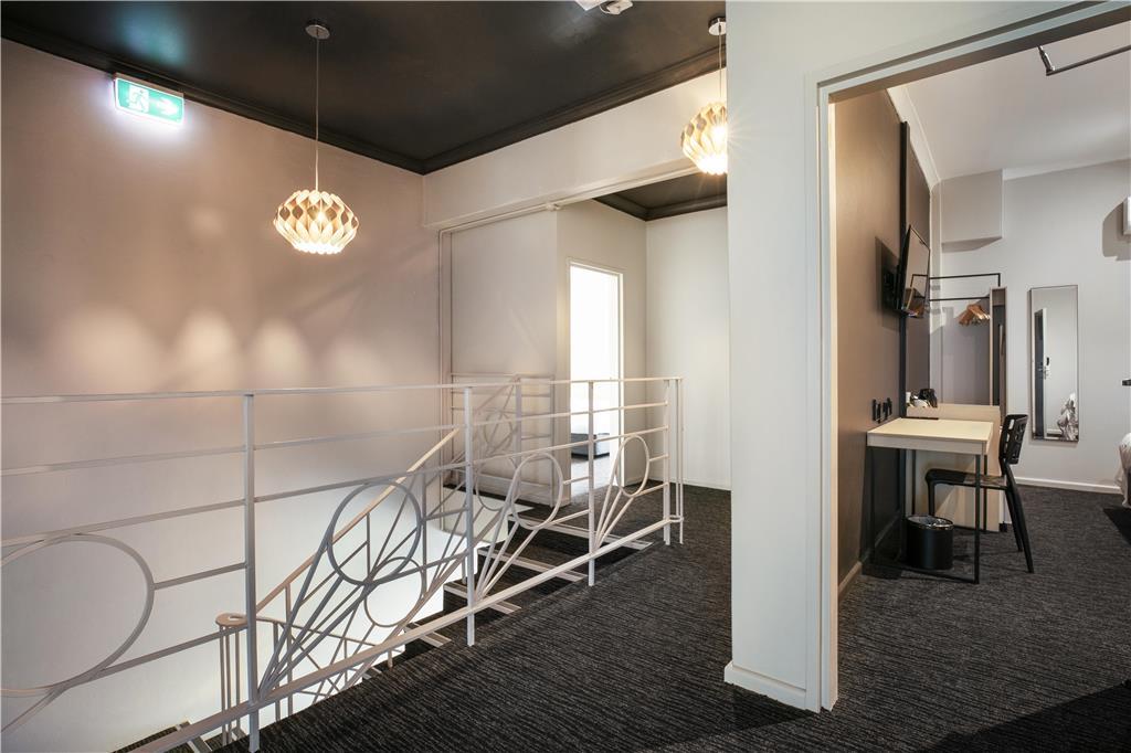 Nightcap At The Charles Hotel Wollongong Interior foto